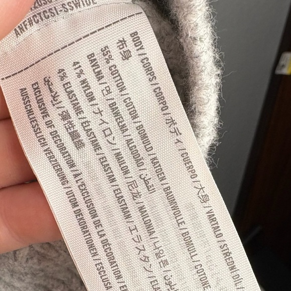 Abercrombie Gray Knit Sweater - Soft A&F - Picture 5 of 7